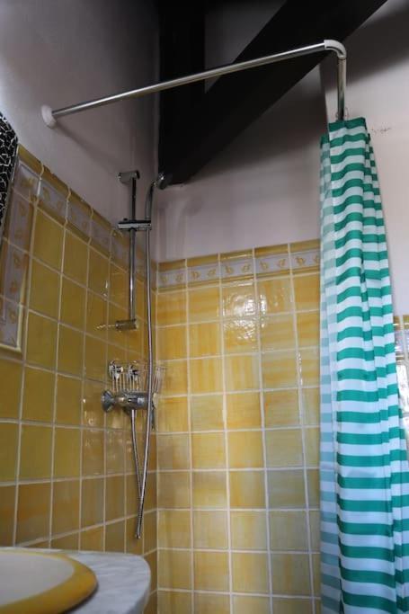 Private Apartment - The Lover'S Nest - Apt Privado Grenade Extérieur photo
