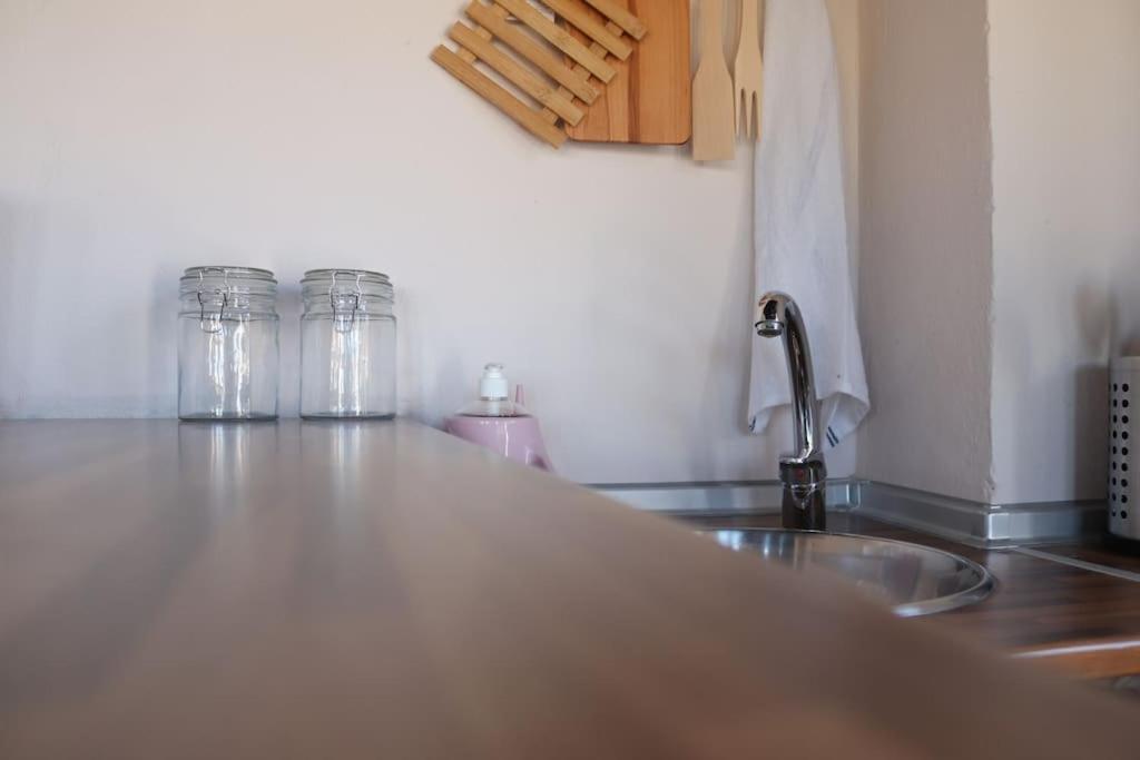 Private Apartment - The Lover'S Nest - Apt Privado Grenade Extérieur photo